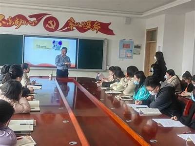老师走访学生家庭，助力教育沟通与成长交流