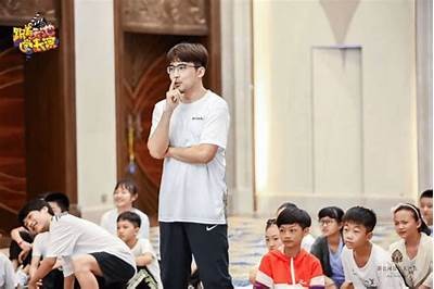 探秘麻豆传媒戏剧学院：培养未来明星的摇篮与殿堂